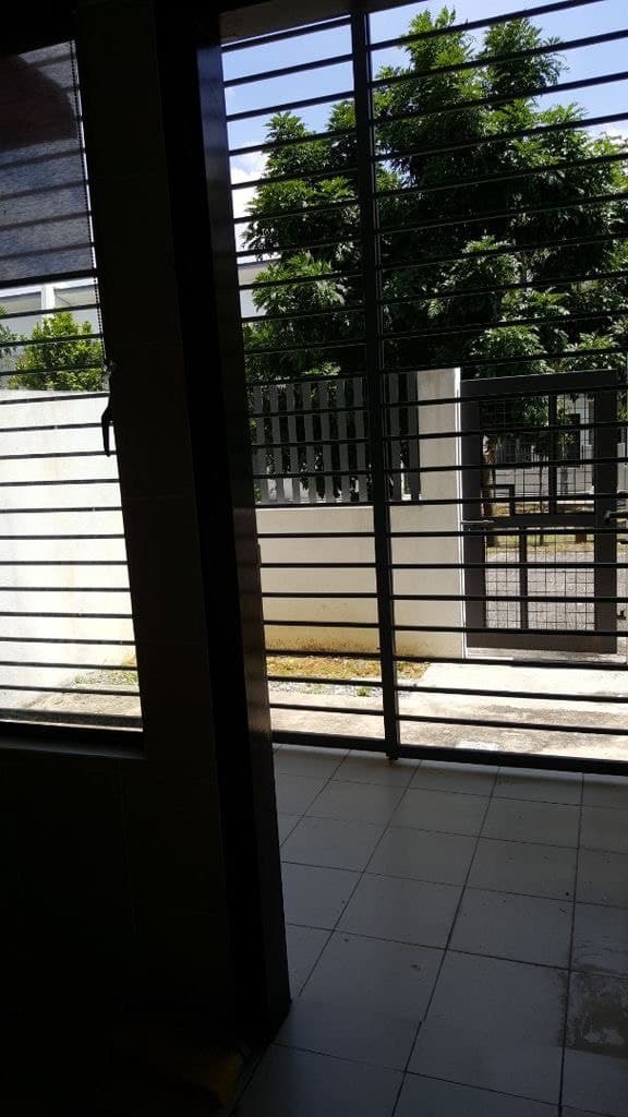 FACING OPEN DOUBLE STOREY LAMAN GLENMARIE PHASE 1 - photo 5