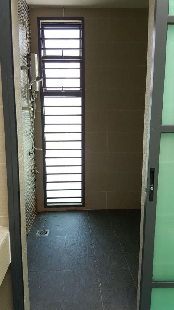 FACING OPEN DOUBLE STOREY LAMAN GLENMARIE PHASE 1 - photo 12