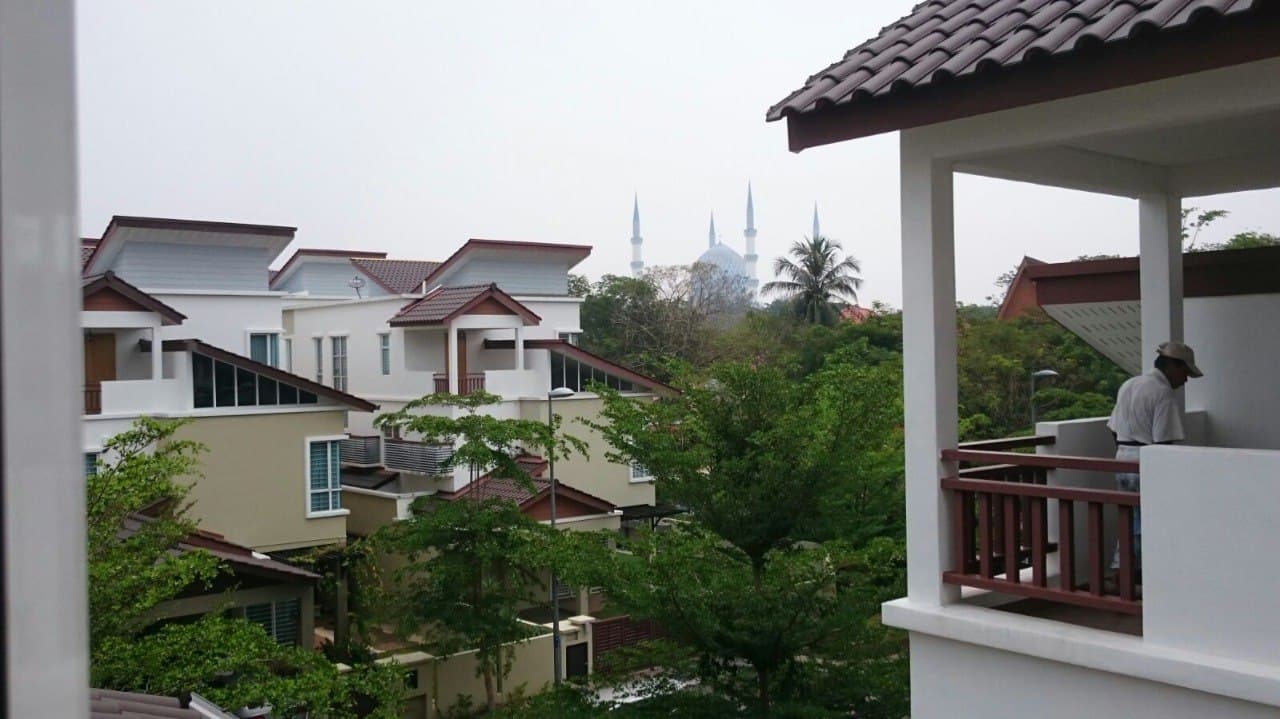 Non bumi lot Casa Villa 3 storey Semi-D  Seksyen 4 - photo 3