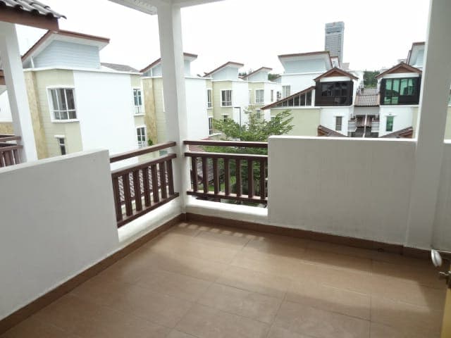 Non bumi lot Casa Villa 3 storey Semi-D  Seksyen 4 - photo 7