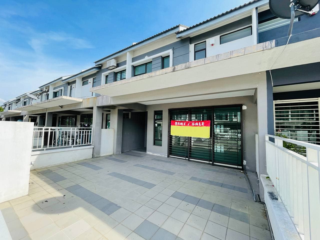 Non Bumi 2 Storey  Lake Side Residence Taman Metro - photo 4