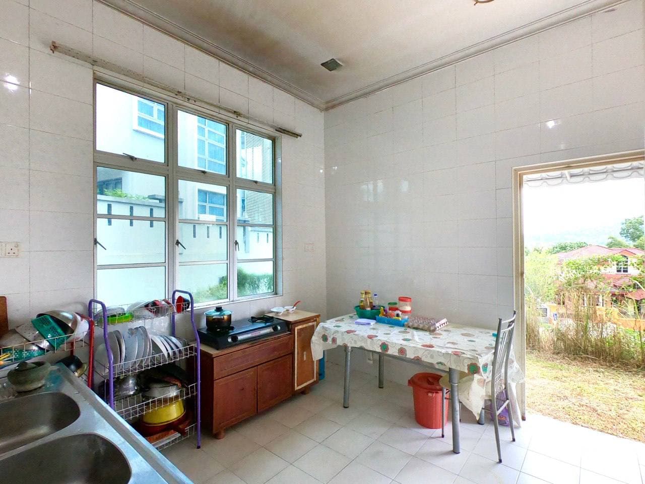 Double Storey Bungalow Seksyen 8 Shah Alam - photo 8