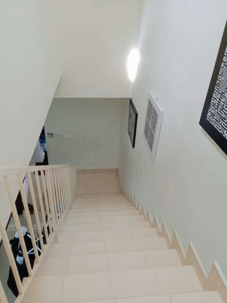 2 Sty Tmn Anugerah Jln Sungai Long 32 Bukit Naga - photo 3