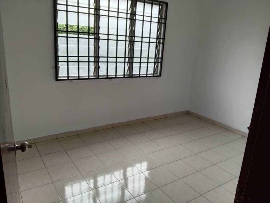 Freehold FLOOR 3 APARTMENT 650 sqft BUKIT TINGGI 2 - photo 4