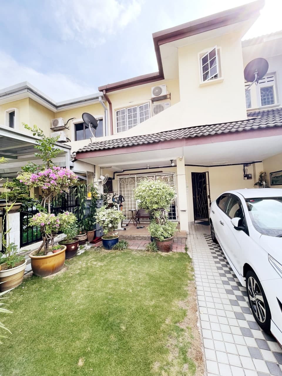 Double Storey House Subang Jaya USJ 6