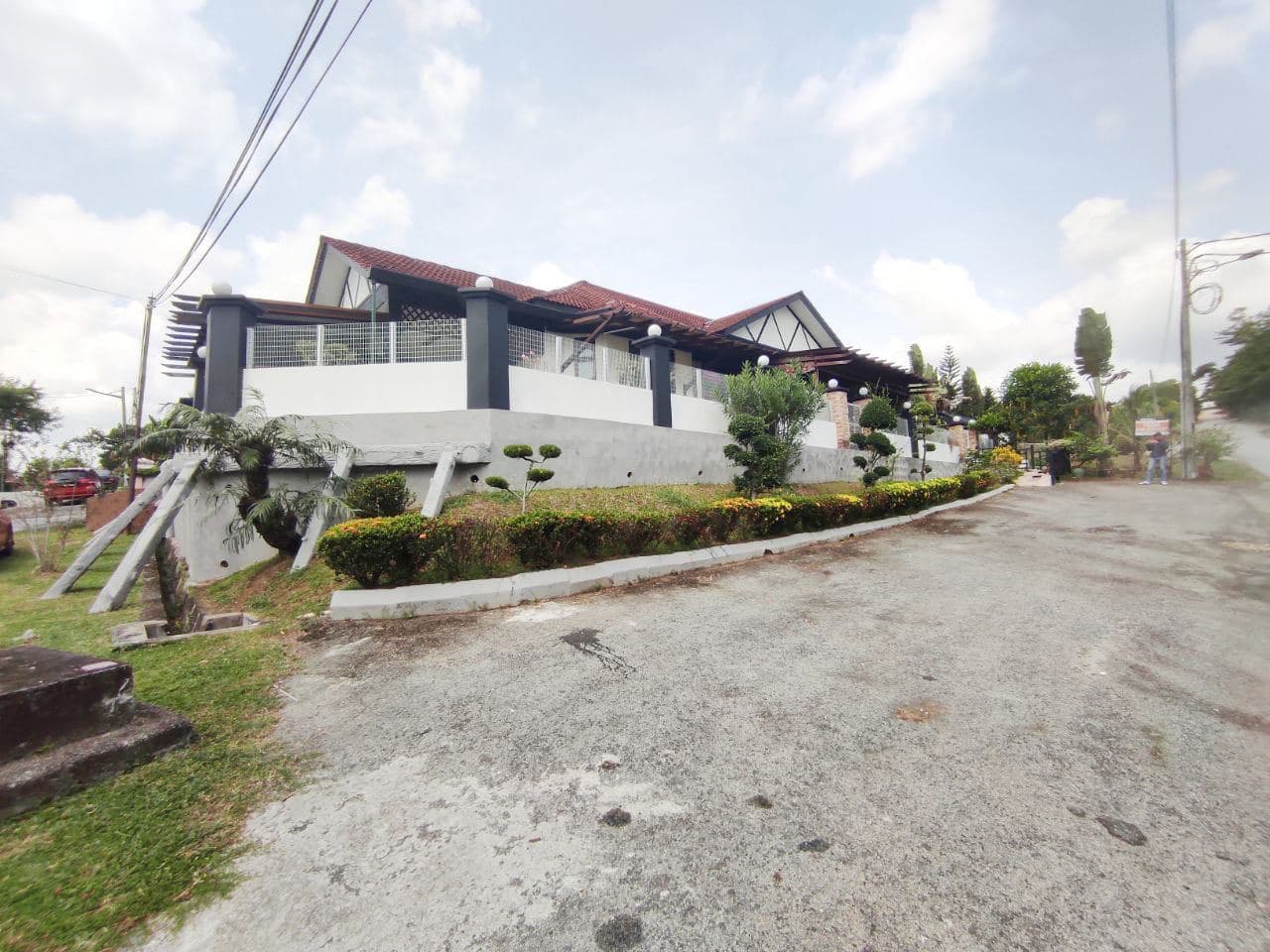 SINGLE STOREY BUNGALOW CORNER UNIT NEAR PUTRAJAYA - photo 1