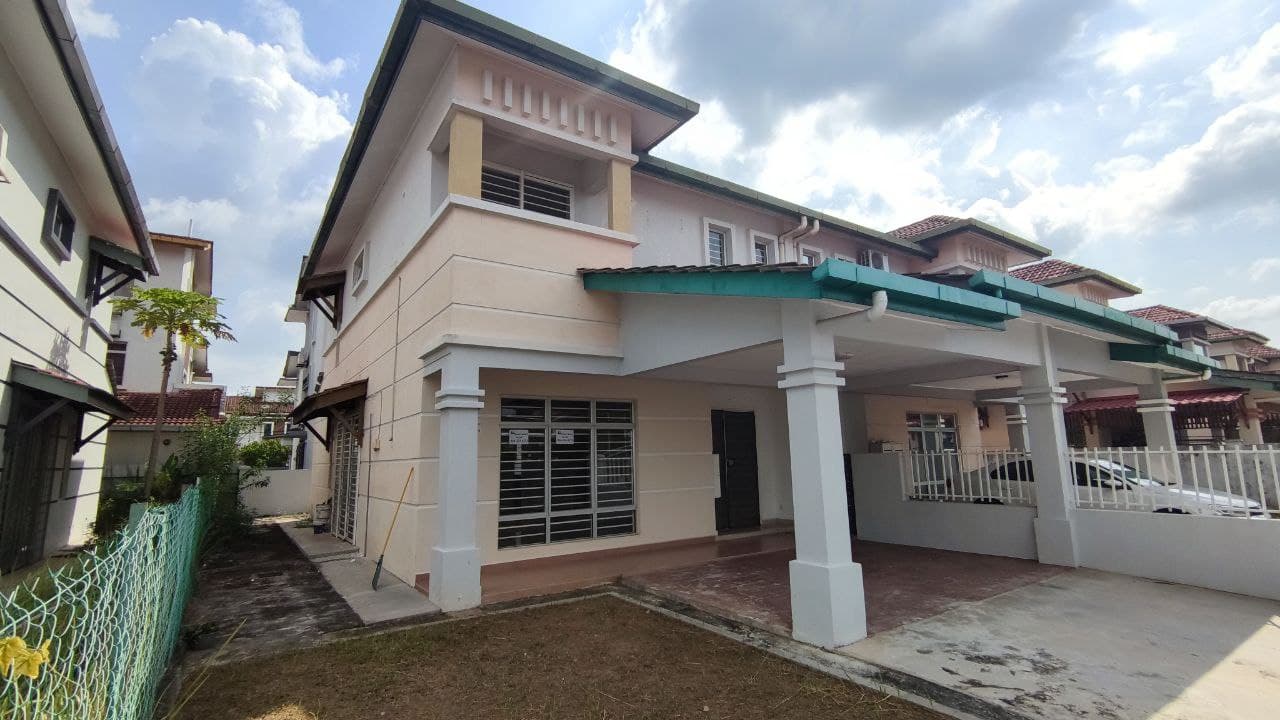Double Storey Semi Detached Taman Kipark Puchong - photo 3