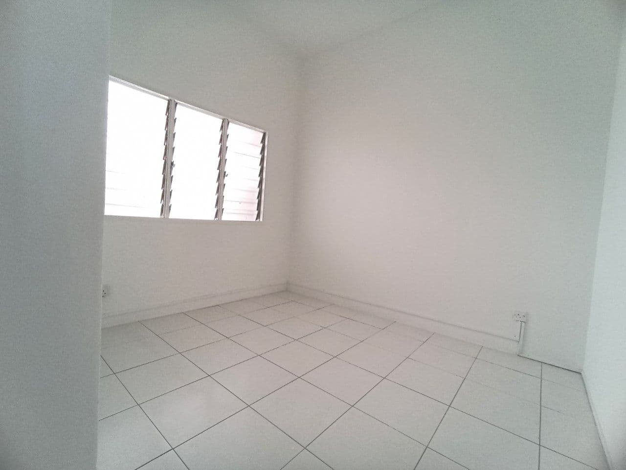 BANDAR SAUJANA PUTRA JENJAROM - photo 11
