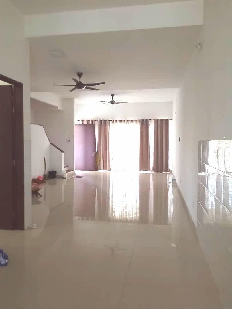 Facing Open 2 Sty Nukilan 3 Alam Impian Shah Alam - photo 2