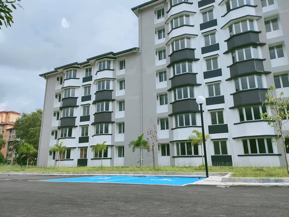 New Partly Furnished Seroja Apt Putra Perdana - photo 9