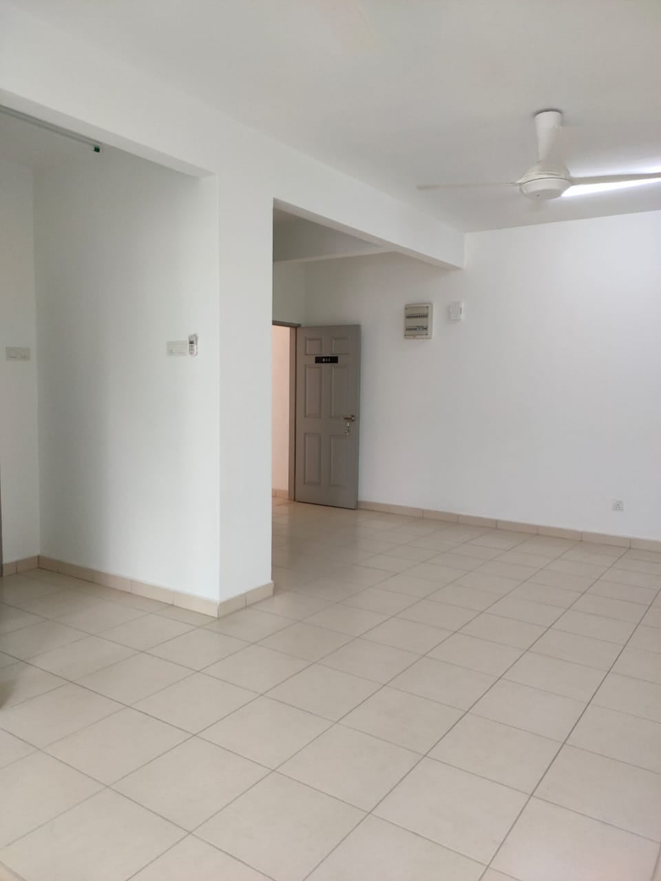 Affordable 3 Bedrooms Impian Titanium Puchong - photo 2