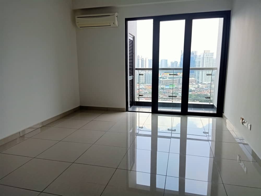 Brand New Centro Glomac Condo in Ara Damasara - photo 3
