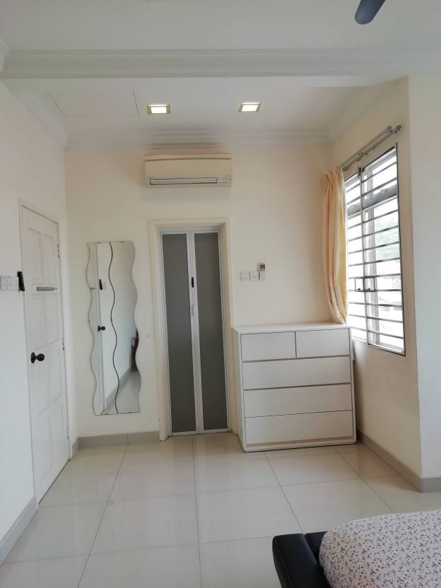 Furnished 2 And Half Sty Terrace Tmn Puncak Jalil - photo 11