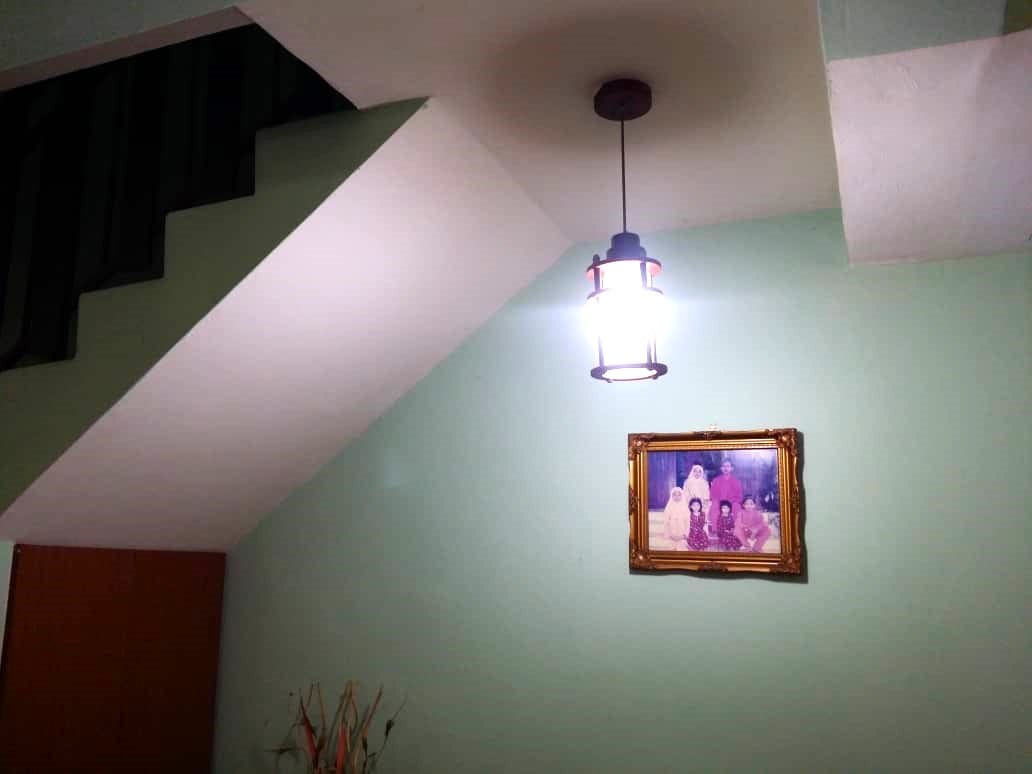 Facing Open l Corner Unit 2 Sty Terrace Seksyen 8 - photo 8