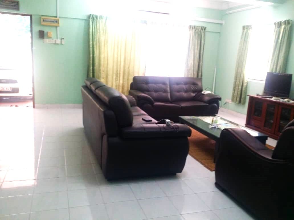Facing Open l Corner Unit 2 Sty Terrace Seksyen 8 - photo 11