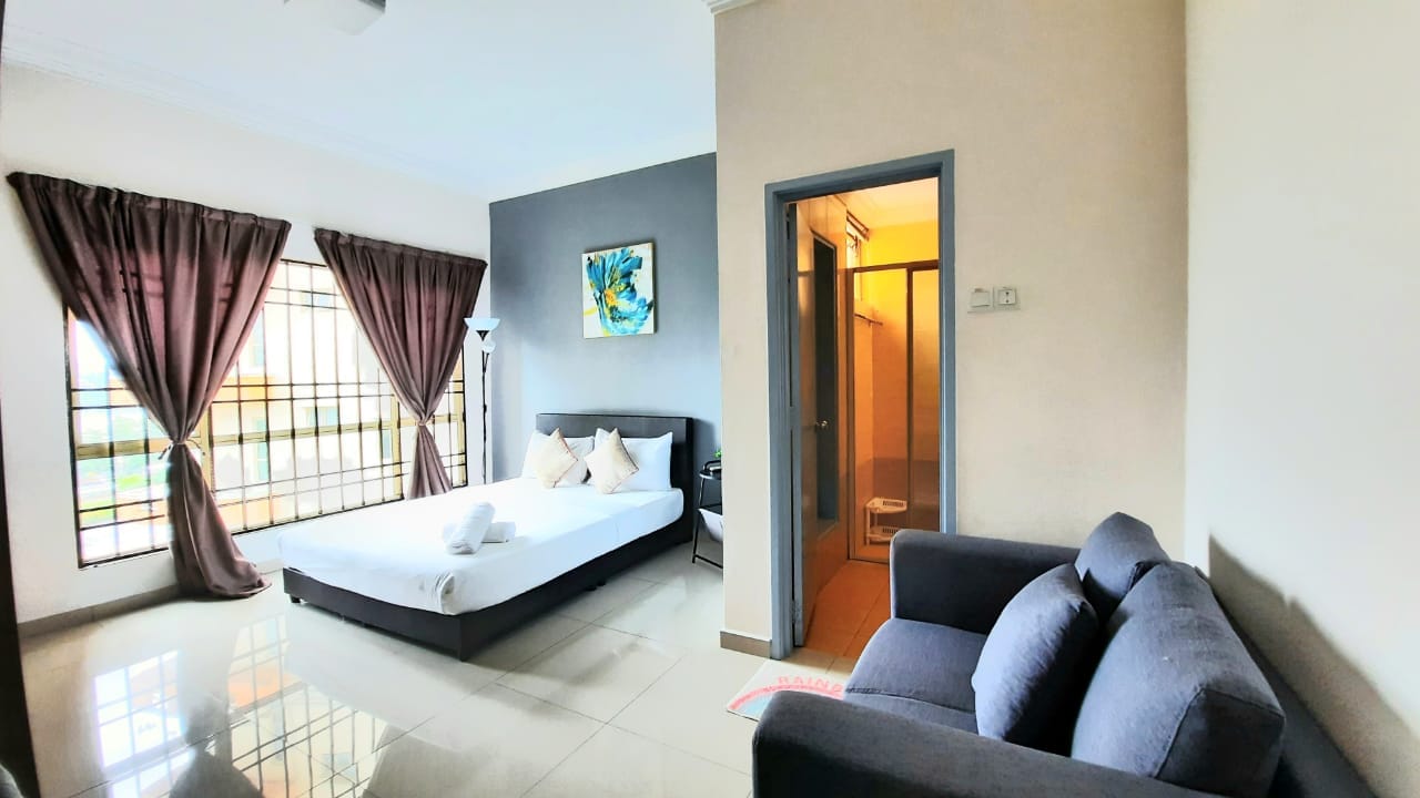 Sell Below MV Resort Style East Lake Condo - photo 3
