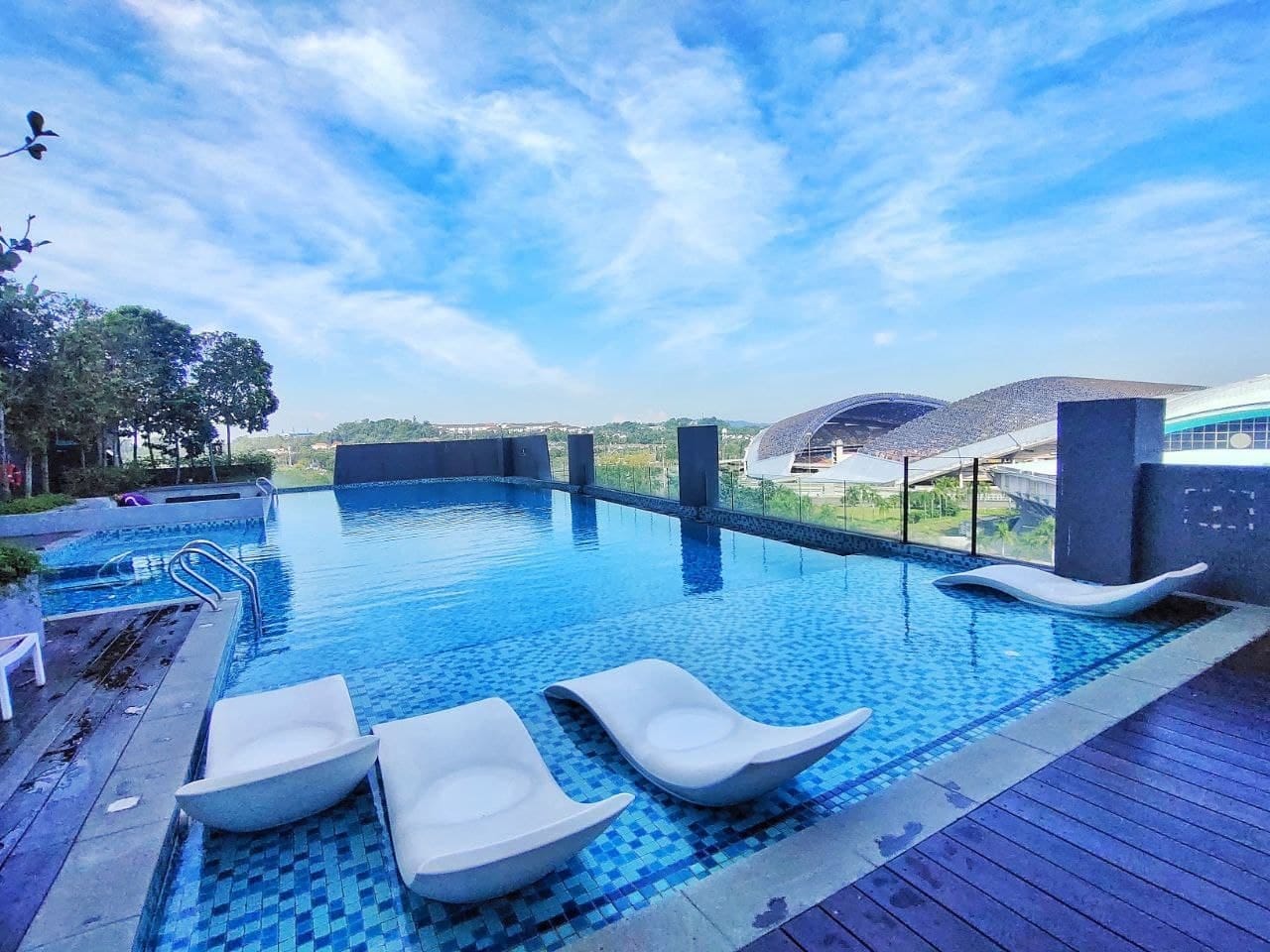 Cheapest Biggest Unit Emira Residences Service - photo 11