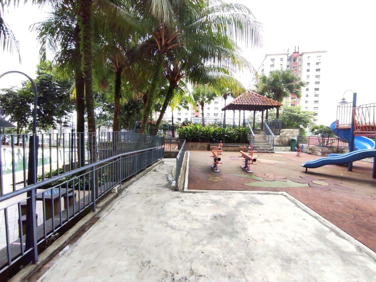 Renovated Unit Widuri Impian Condo Desa Petaling - photo 8