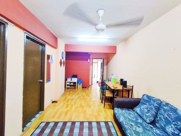 Mid Floor Unit Pangsapuri Putra Damai, Precint 11 - photo 8