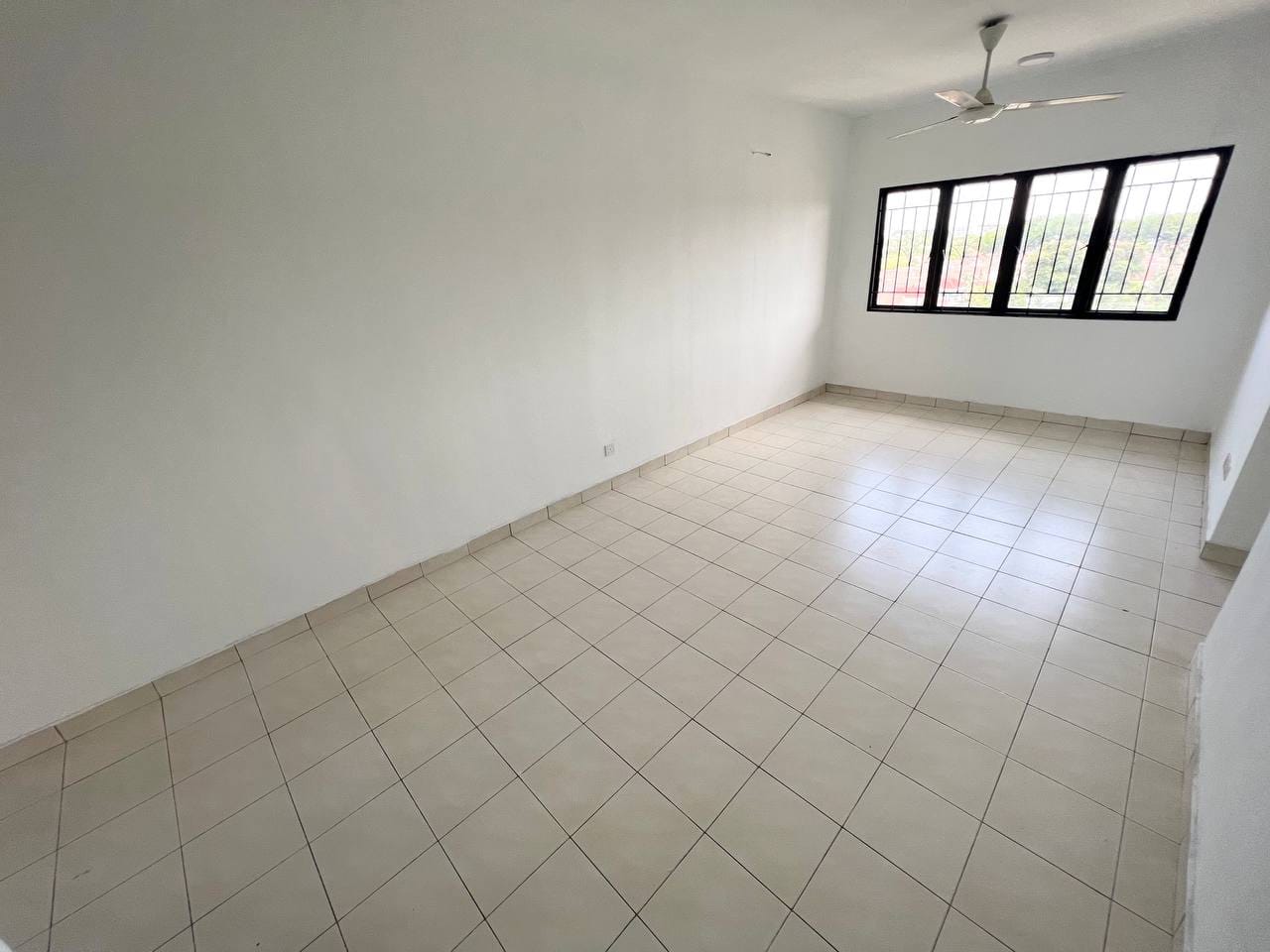 Good Condition Unit Apartment Komuter Raya - photo 8