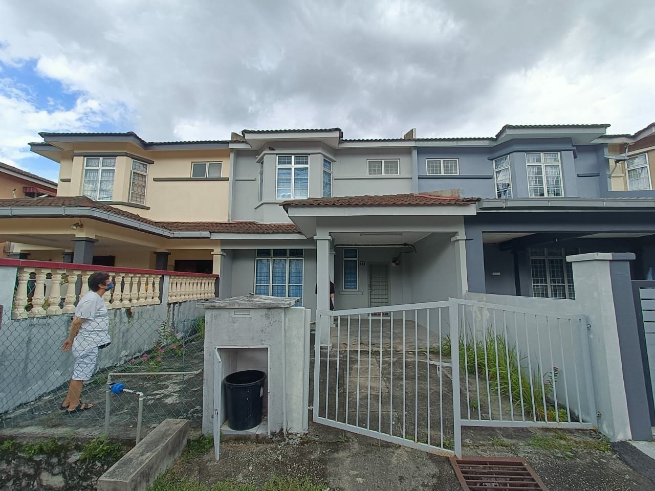 2 Sty Terrace Taman Lestari Putra Seri Kembangan - photo 2