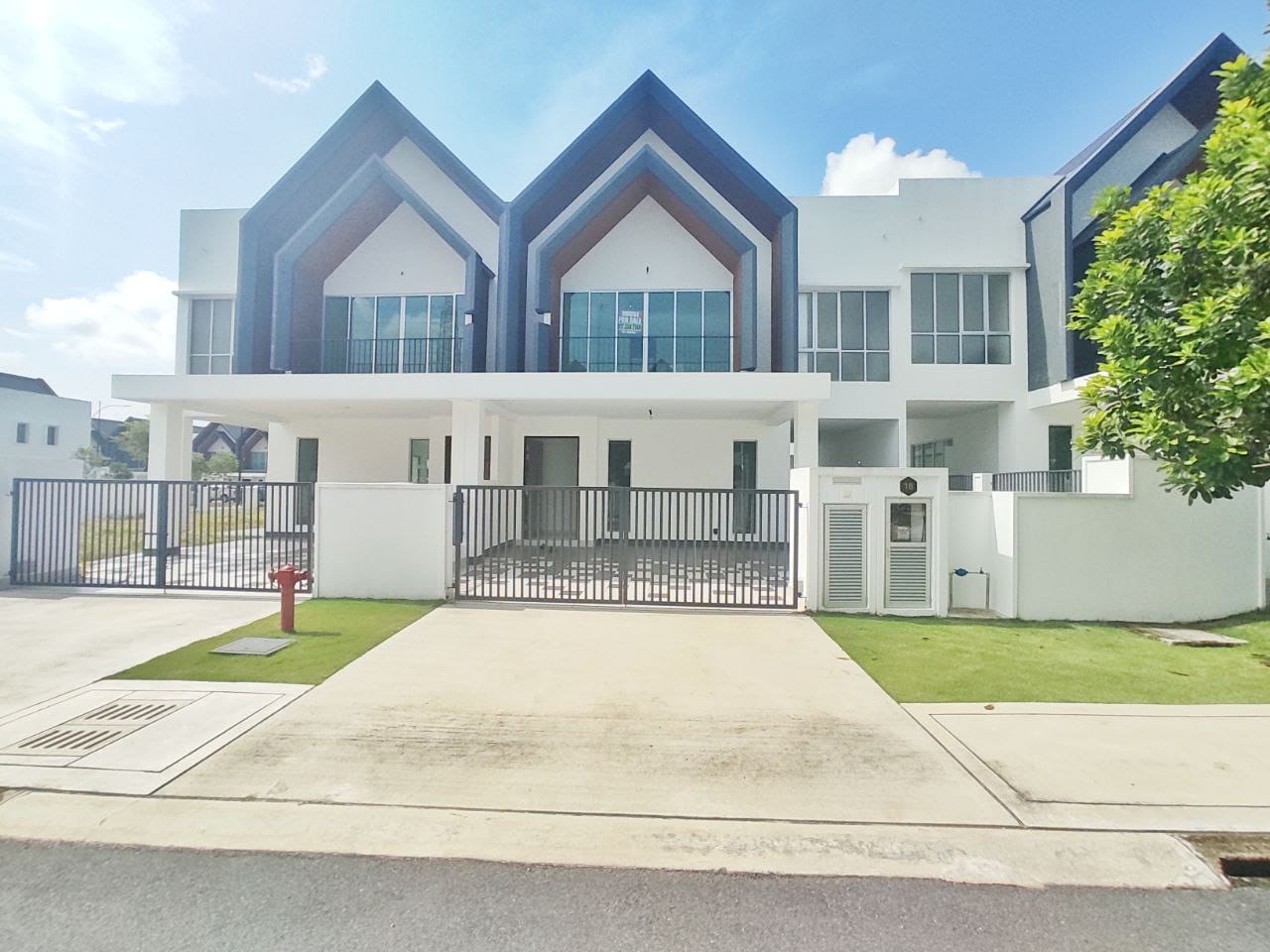 2 Storey SemiD Garden Homes Ebony Lane Eco Forest - photo 3