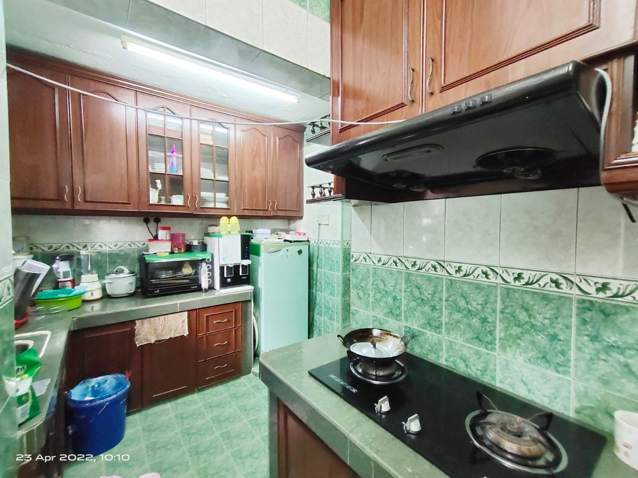 Level 3 Unit Kondo Rakyat Flat Desa Pantai KL - photo 2