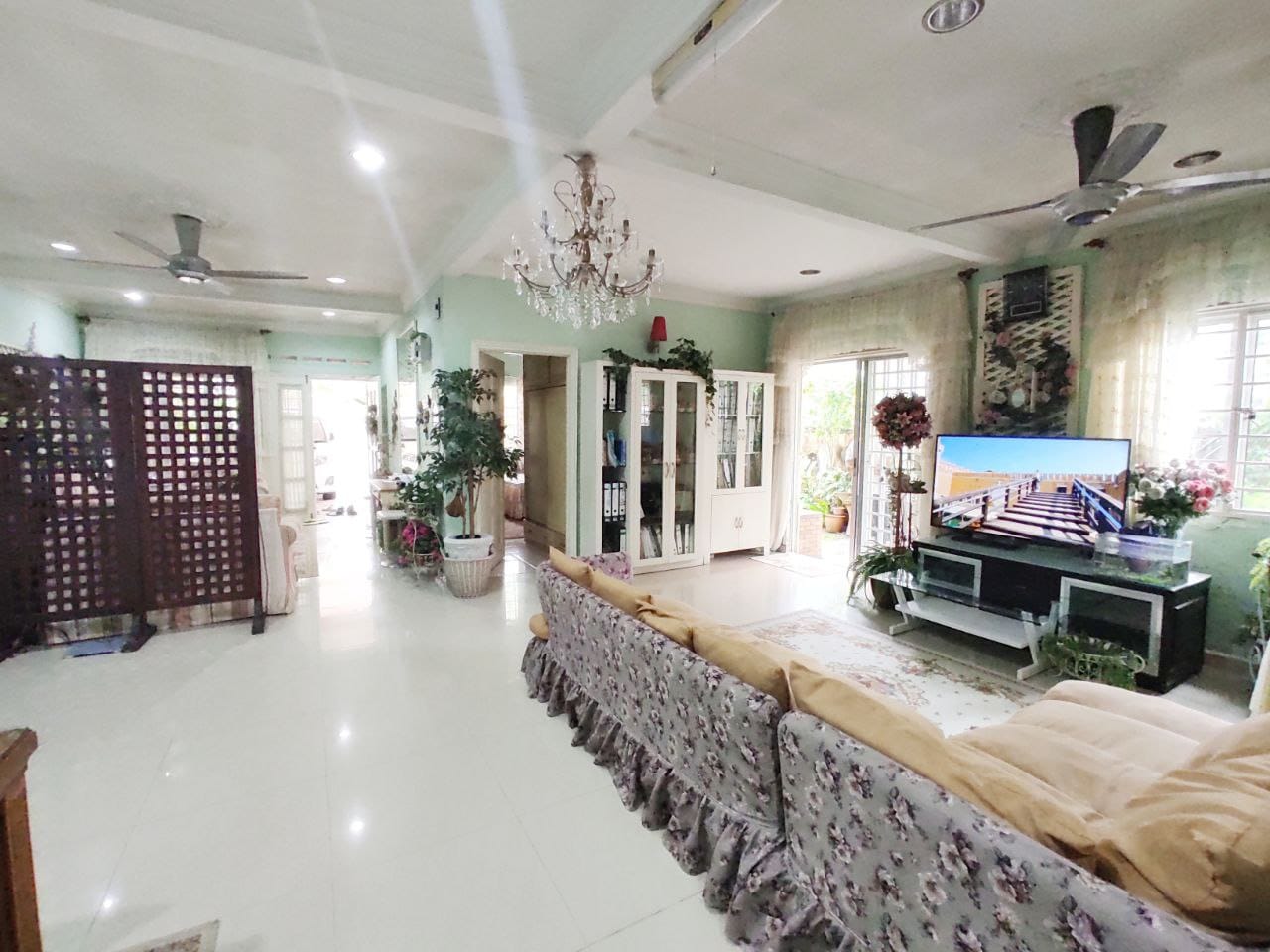 Renovated Single Storey SemiD Tmn Meru Makmur - photo 2