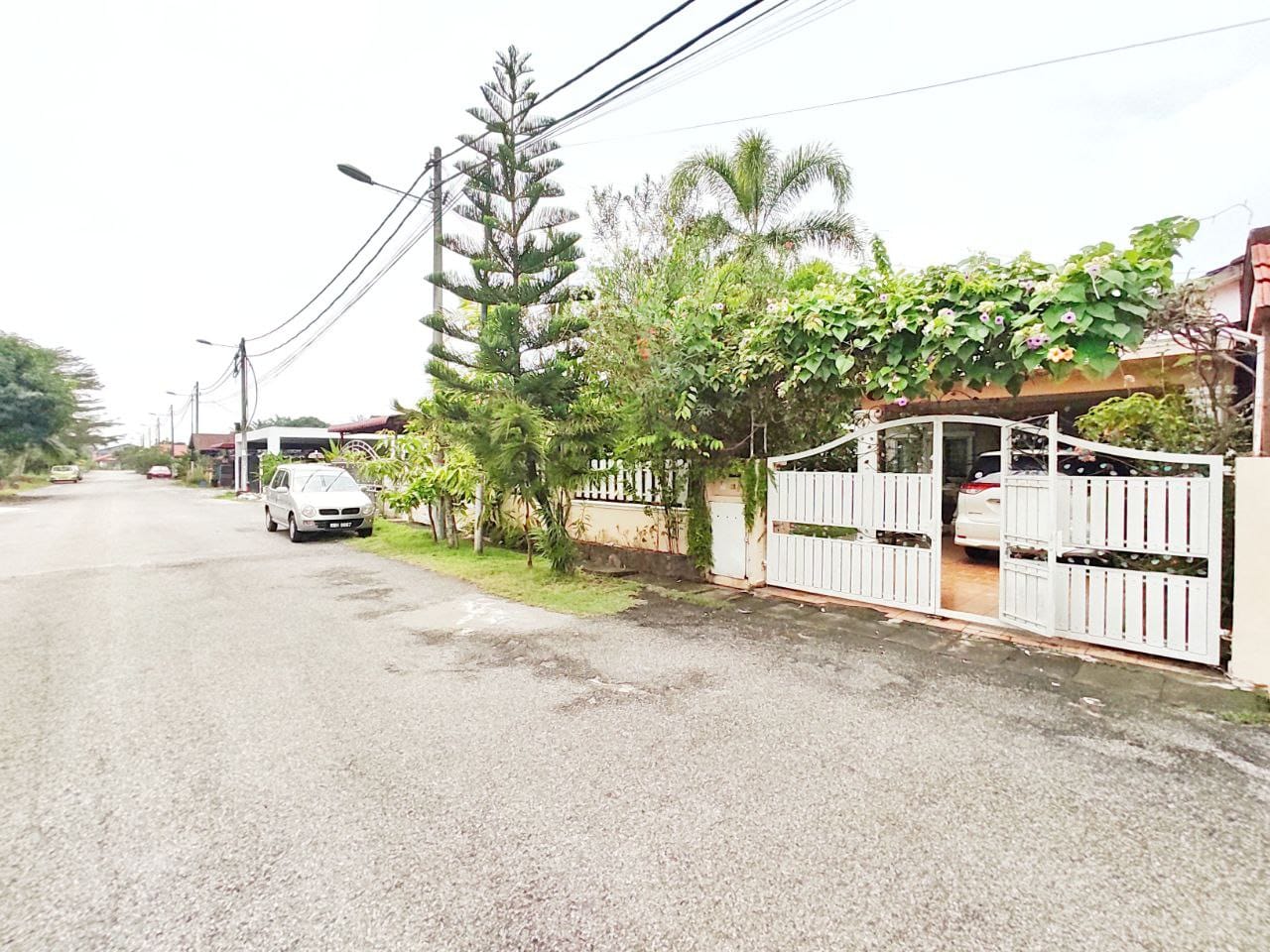 Renovated Single Storey SemiD Tmn Meru Makmur - photo 8