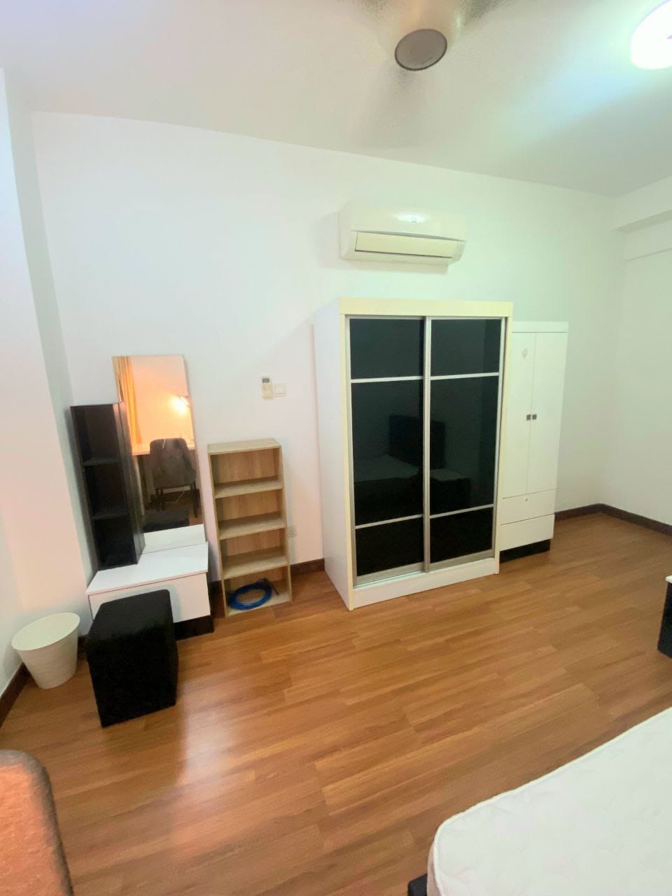 Sell With Furniture One South Condo Seri Kembangan - photo 4