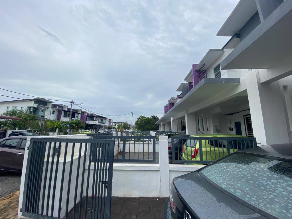 2 Sty Terrace Meranti Bandar Hillpark, Puncak Alam - photo 3