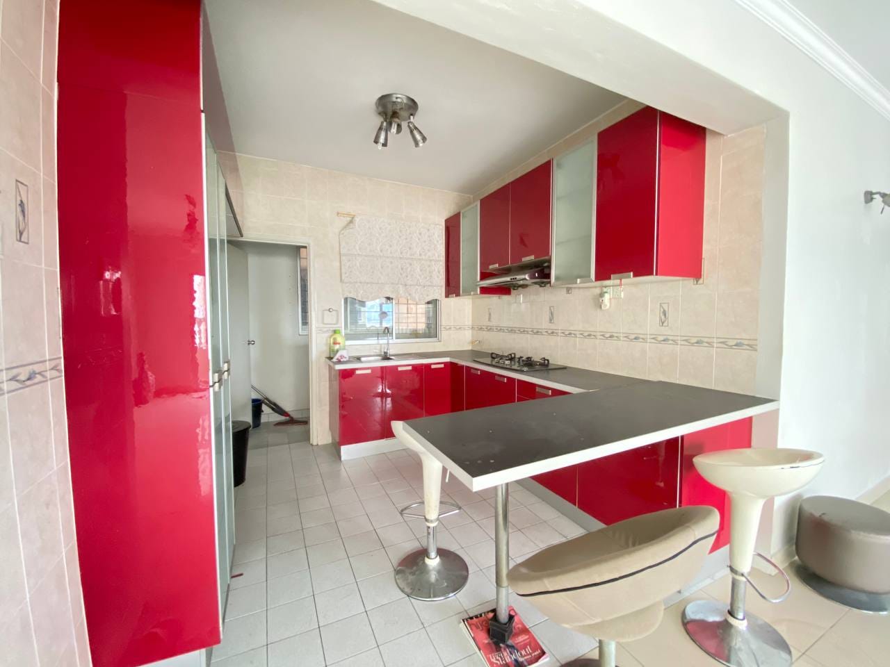 Facing KLCC Corner Unit Pertiwi Indah Condo Cheras - photo 2