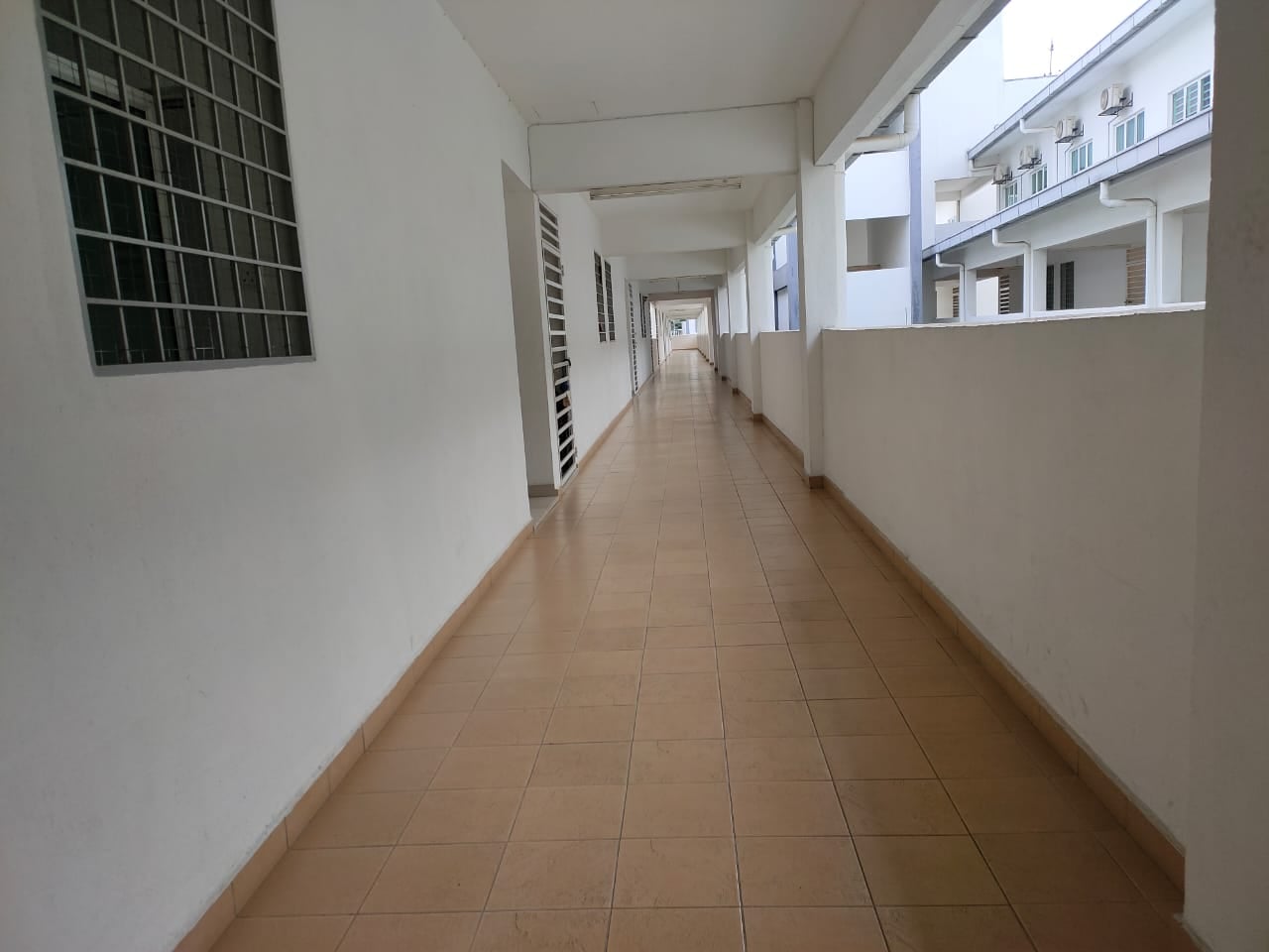 Free Legal Fees New Duplex Condo Impian Titanium - photo 3