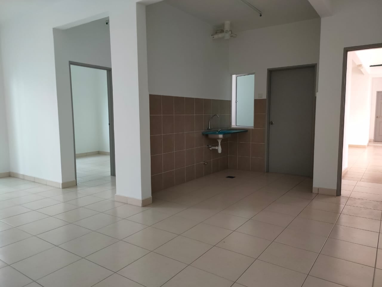 Percuma SPA Brand New Condo Impian Titanium - photo 3