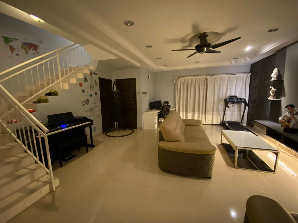 Renovated Two And Half Sty House Bdr Putra Permai - photo 2