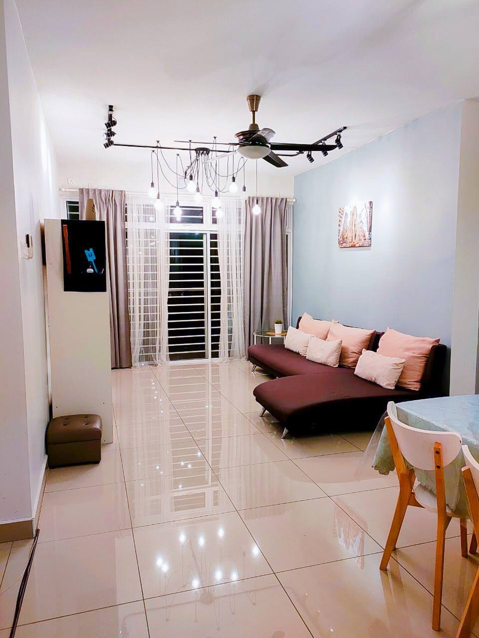 Good Condotion Unit Level 19 Dwiputra Residence - photo 3