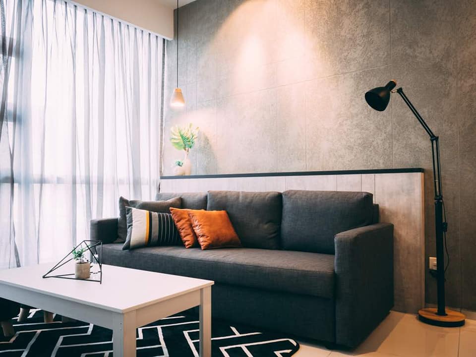 Fully furnished 1 Bedroom The Robertson Condo BB - photo 3