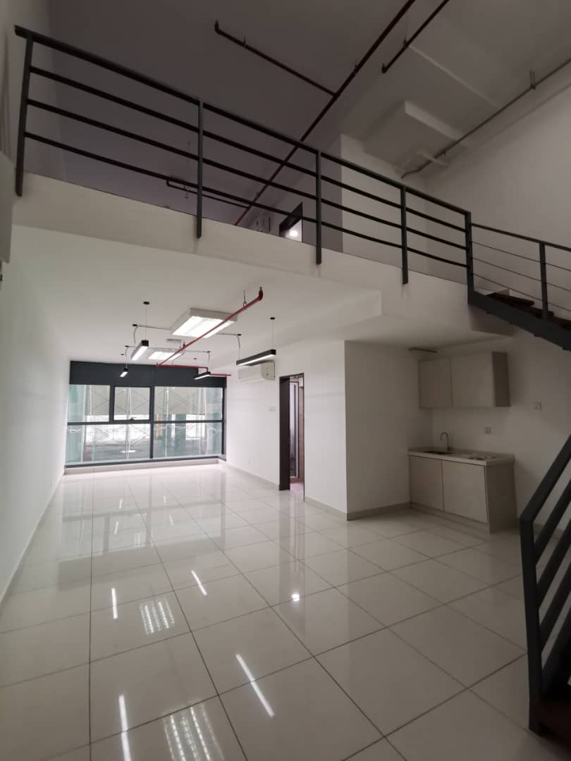 2 Units of Commercial Duplex SOHO 3 Towers - photo 11