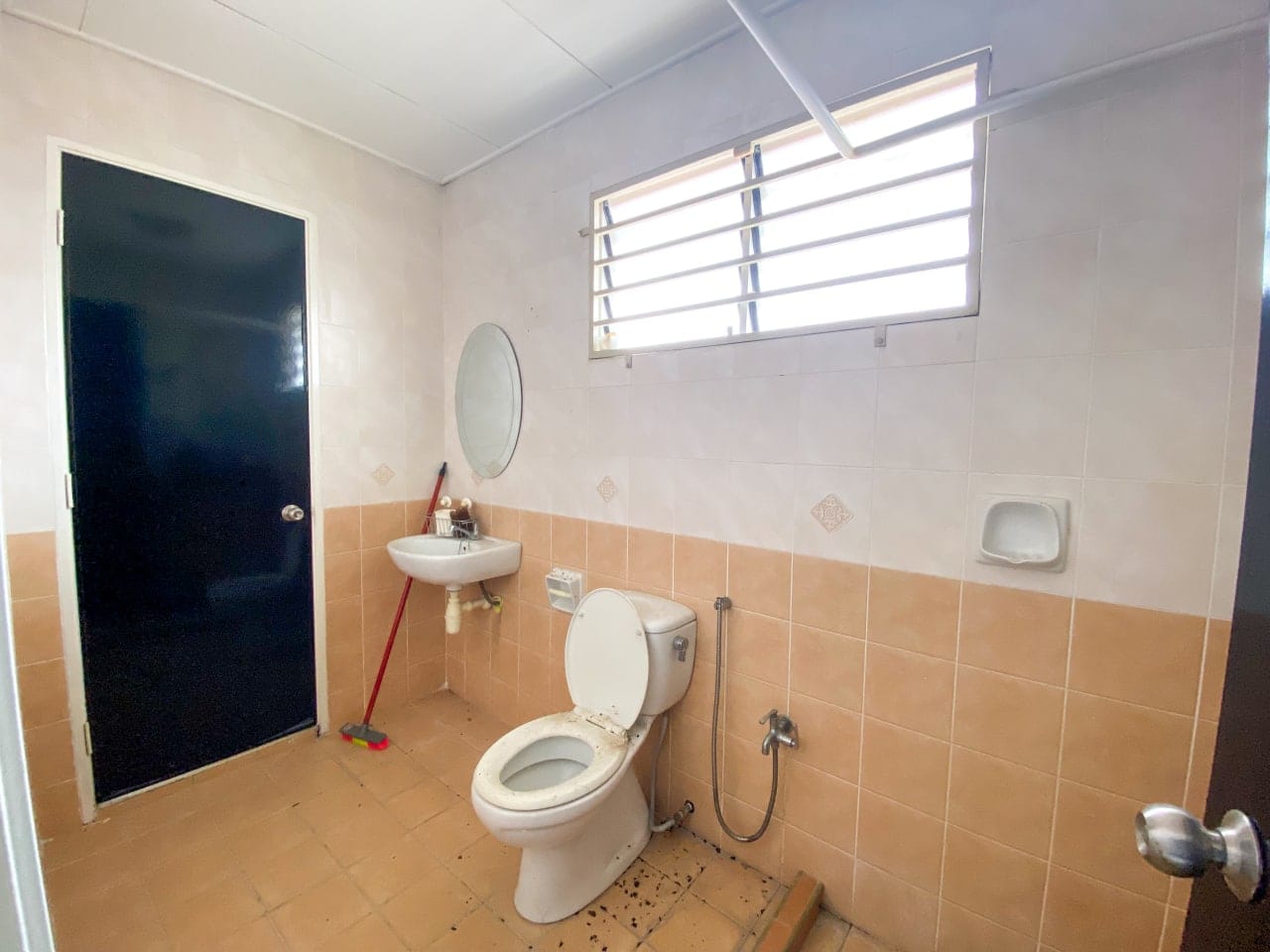 Renovated 2 Storey Terrace House Sunway Kayangan - photo 4