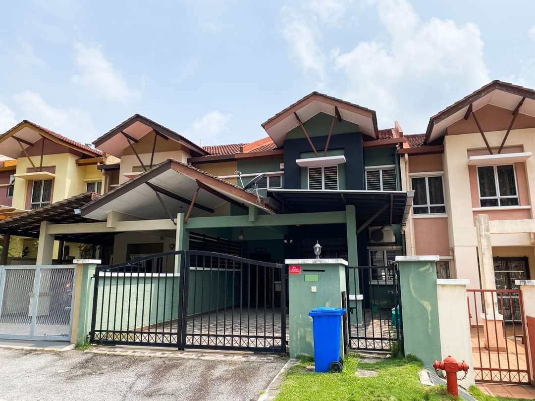 Renovated 2 Storey Terrace House Sunway Kayangan - photo 11