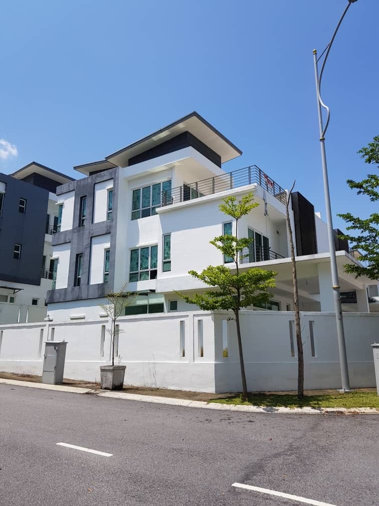 Brand New Corner 3 Sty SemiD Suria Villa Sg Long - photo 2