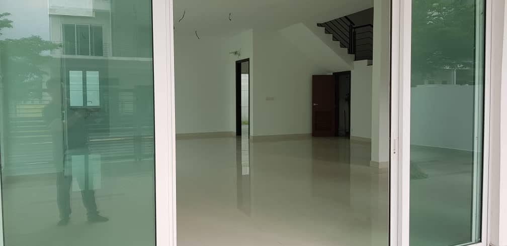 Brand New Corner 3 Sty SemiD Suria Villa Sg Long - photo 4