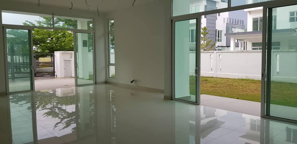 Brand New Corner 3 Sty SemiD Suria Villa Sg Long - photo 11