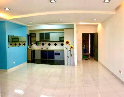 Corner Unit Villa Pavilion Condo in Seri Kembangan - photo 3