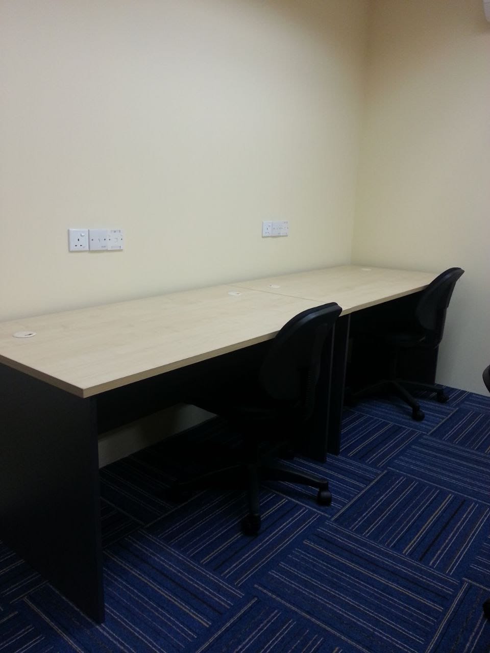 Furnished Wiz 10 Rooms Office Fraser Business Park - photo 8