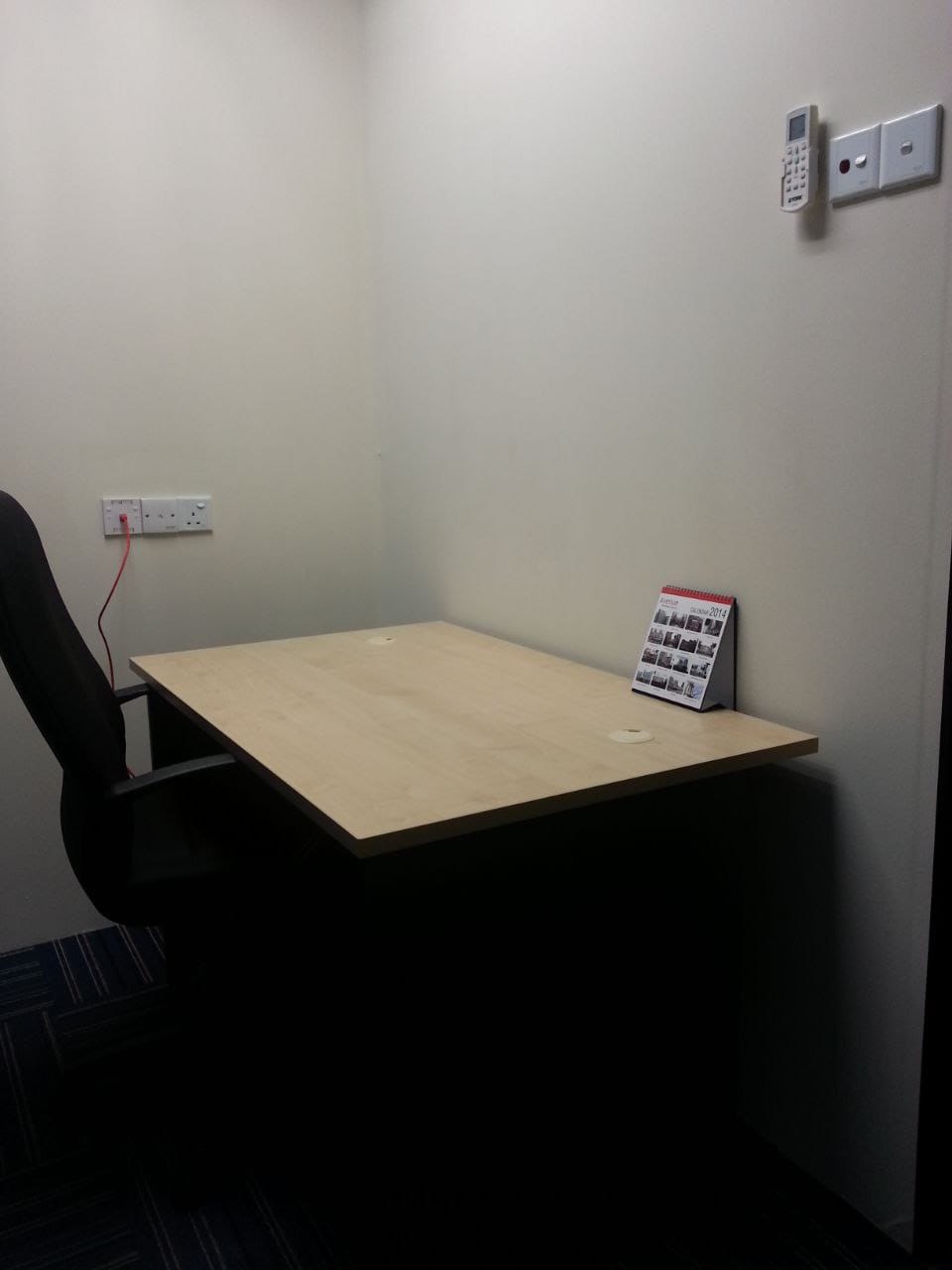 Furnished Wiz 10 Rooms Office Fraser Business Park - photo 11
