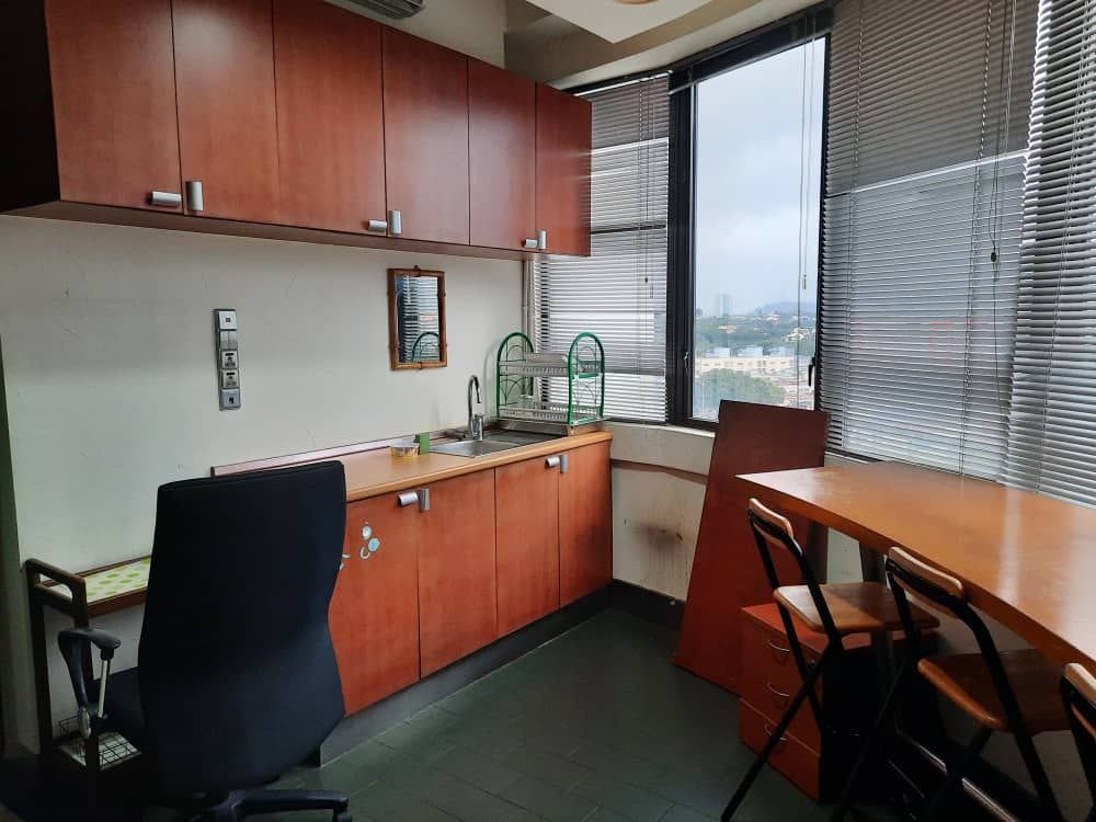 Two Adjoining Unit Premium Office Plaza Mont Kiara - photo 8