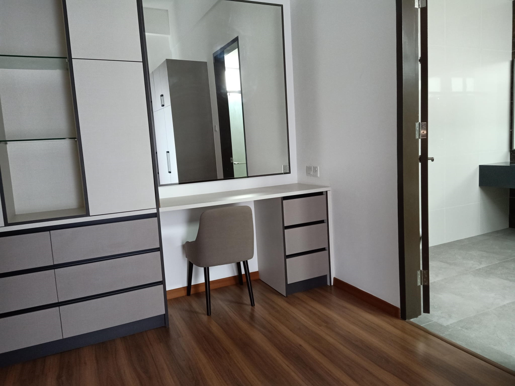 Brand New 3 Sty Superlink Tmn Puncak Indah Ampang - photo 12