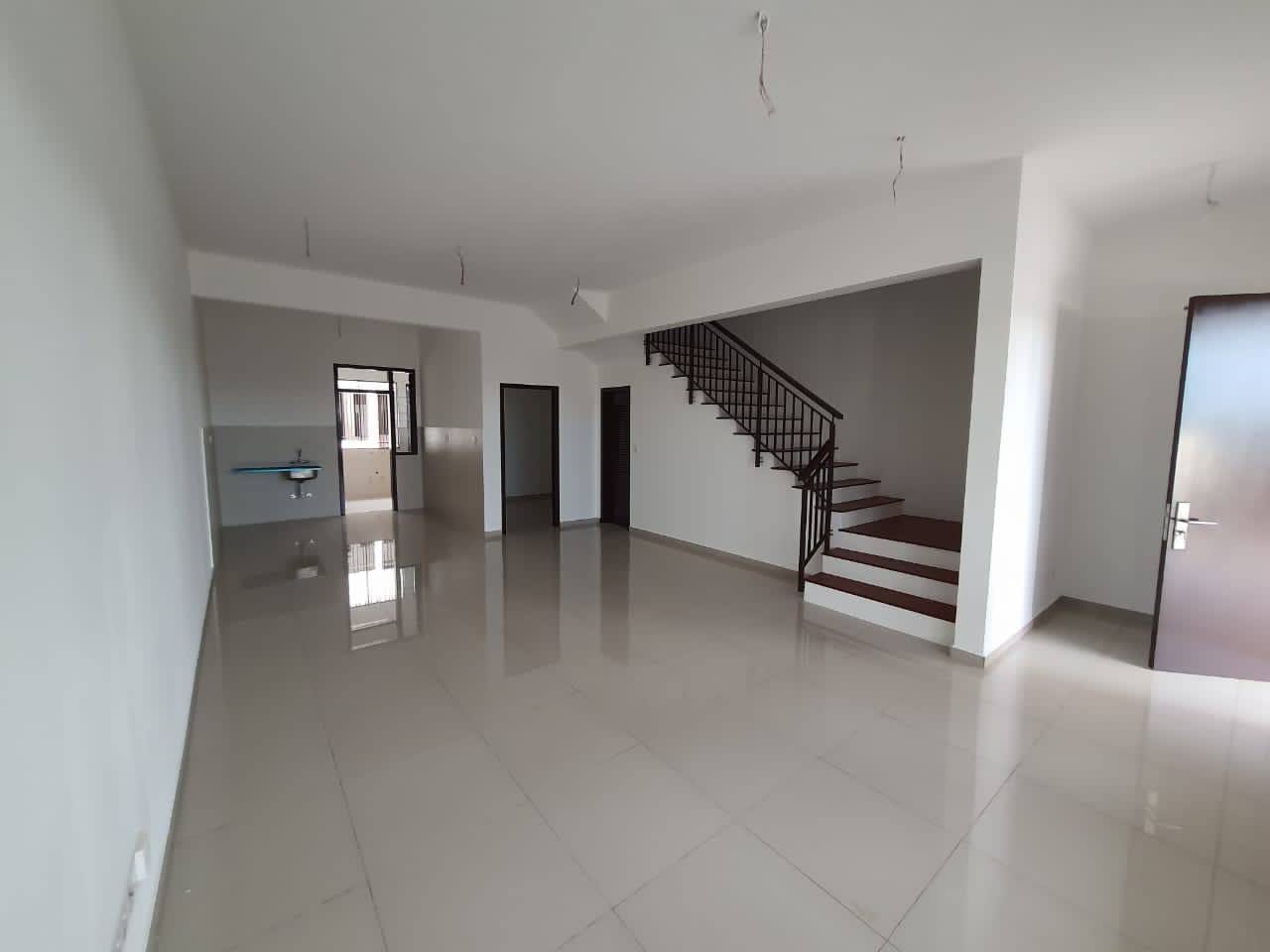 3-Storey Link House Zeyheri Type-O Setia Utama - photo 4