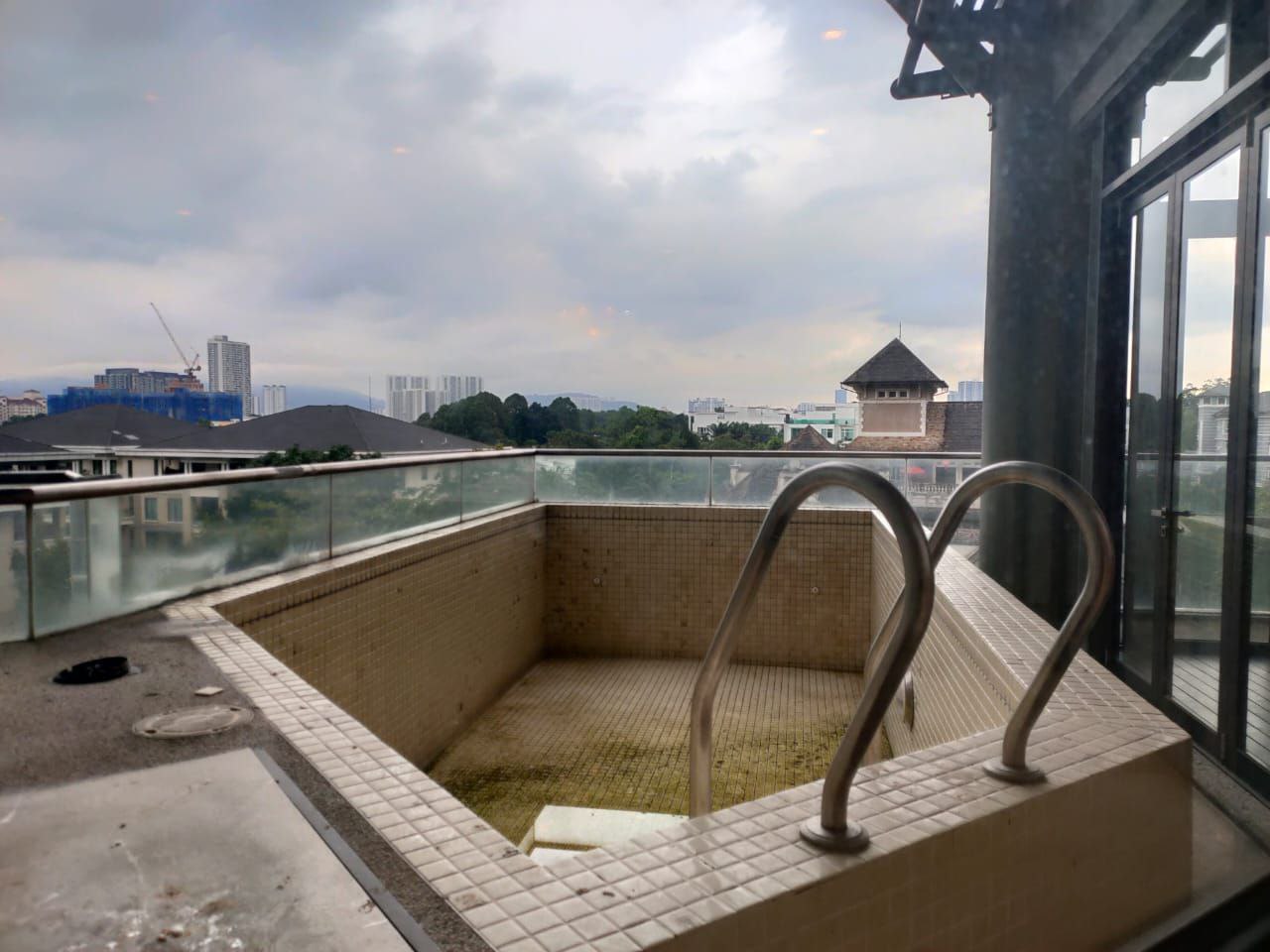 Sell Below MV Duplex Condo Gallery U-Thant KLCC - photo 12